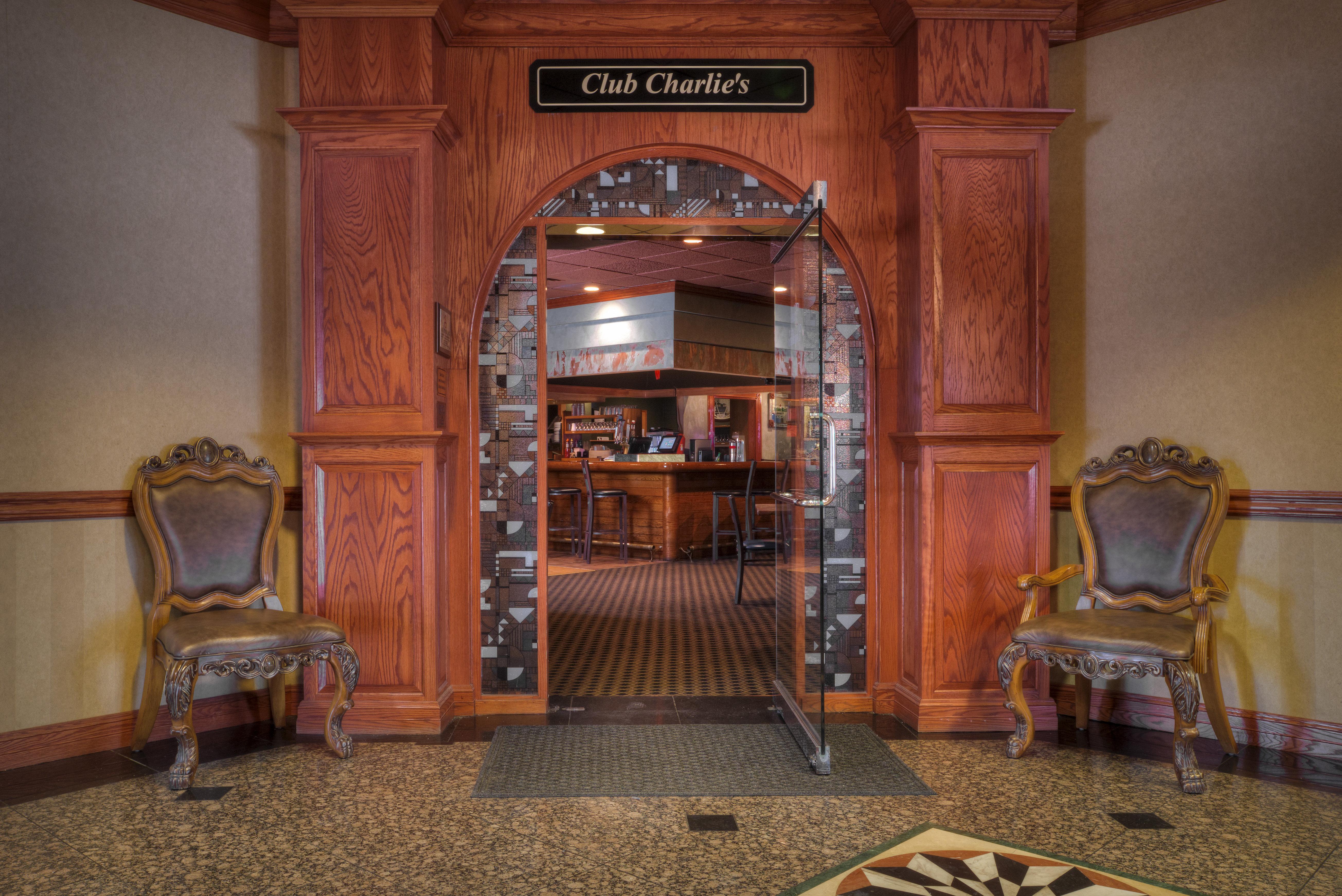 Wyndham Garden Southgate Hotel Екстериор снимка