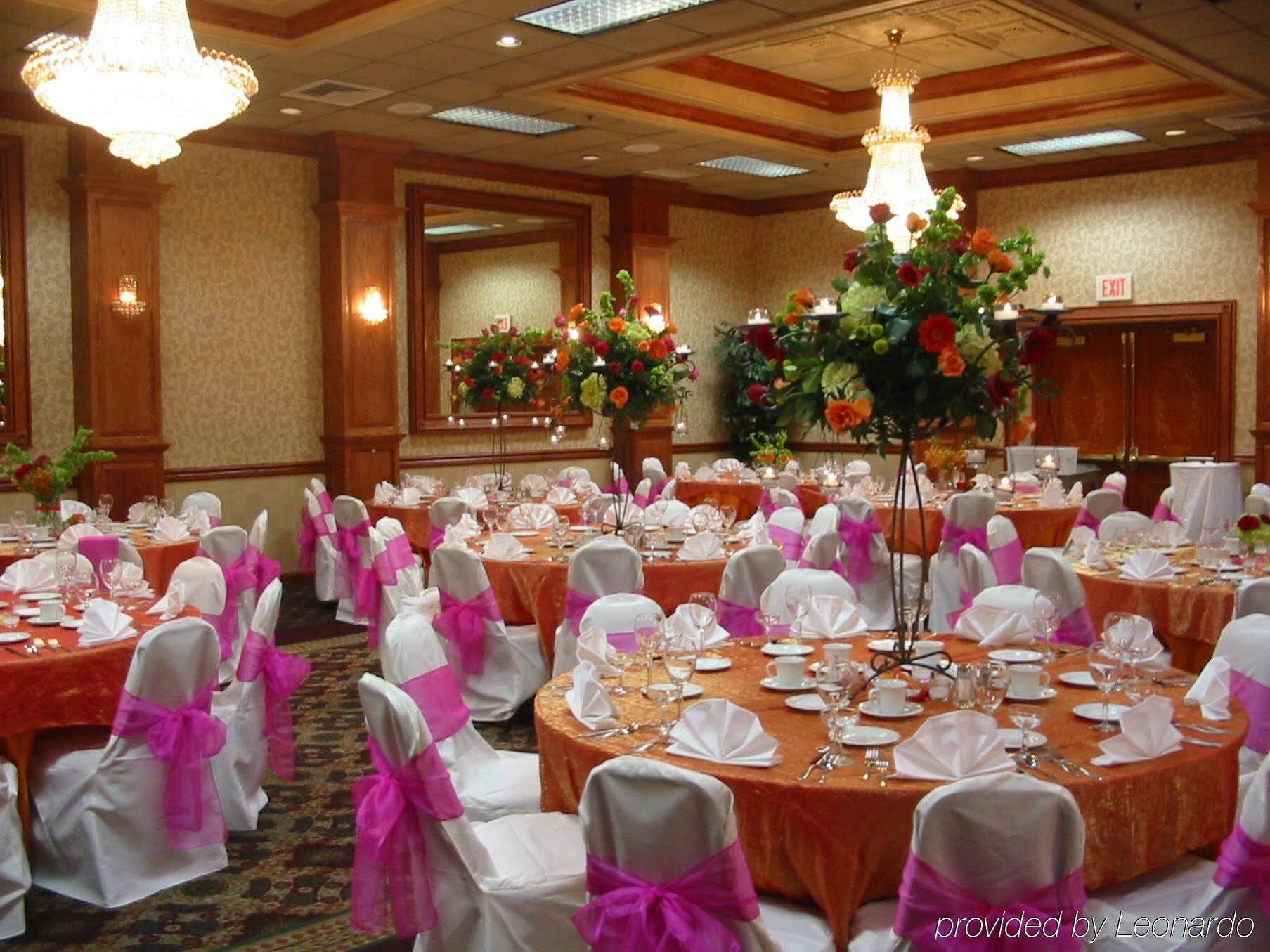 Wyndham Garden Southgate Hotel Екстериор снимка
