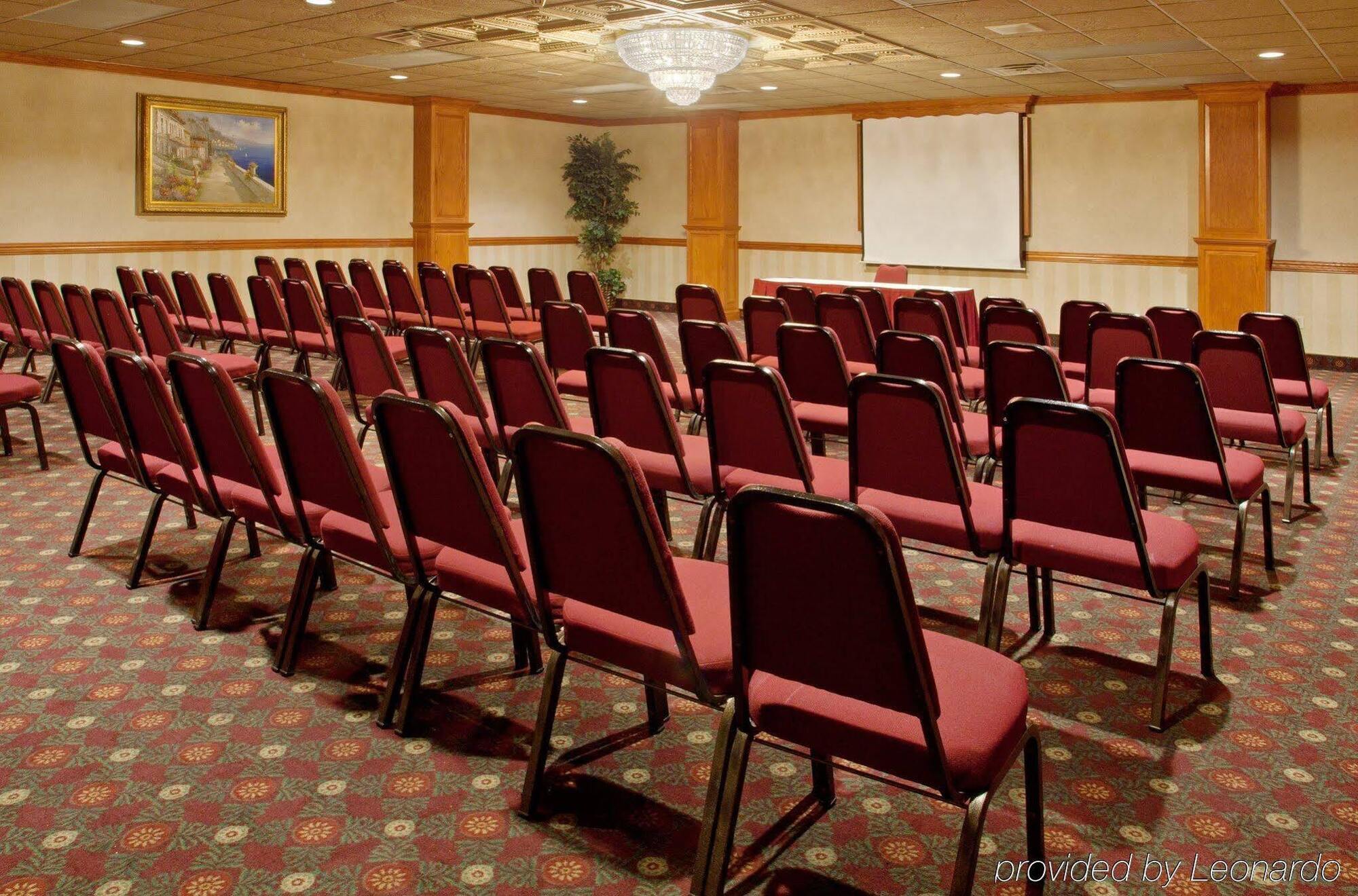 Wyndham Garden Southgate Hotel Екстериор снимка